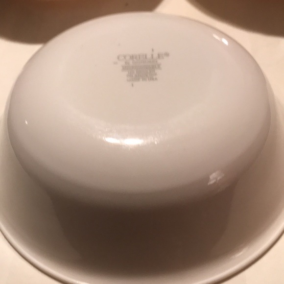 Corelle - Picture 4 of 5
